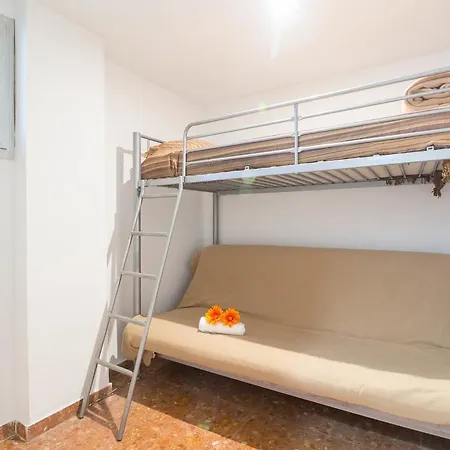 Rodas 1010 Apartment